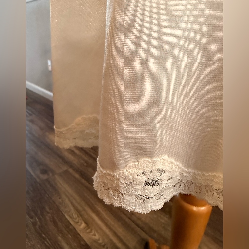 Vintage Ivory Lace Nylon Slip Dress Nightgown Bias Cut Bridal Lingerie S - Picture 8 of 13